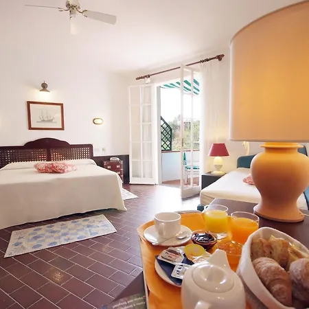Hotel Antares