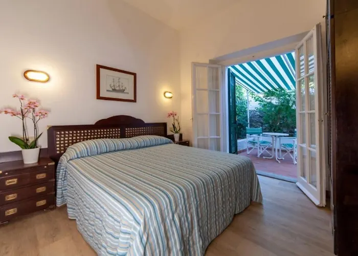 Hotel Antares 3*