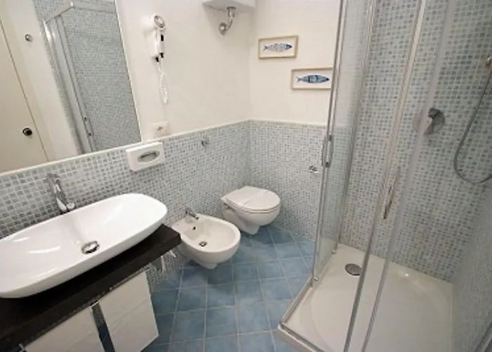 Hotel Antares 3*