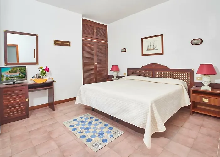 Hotel Antares